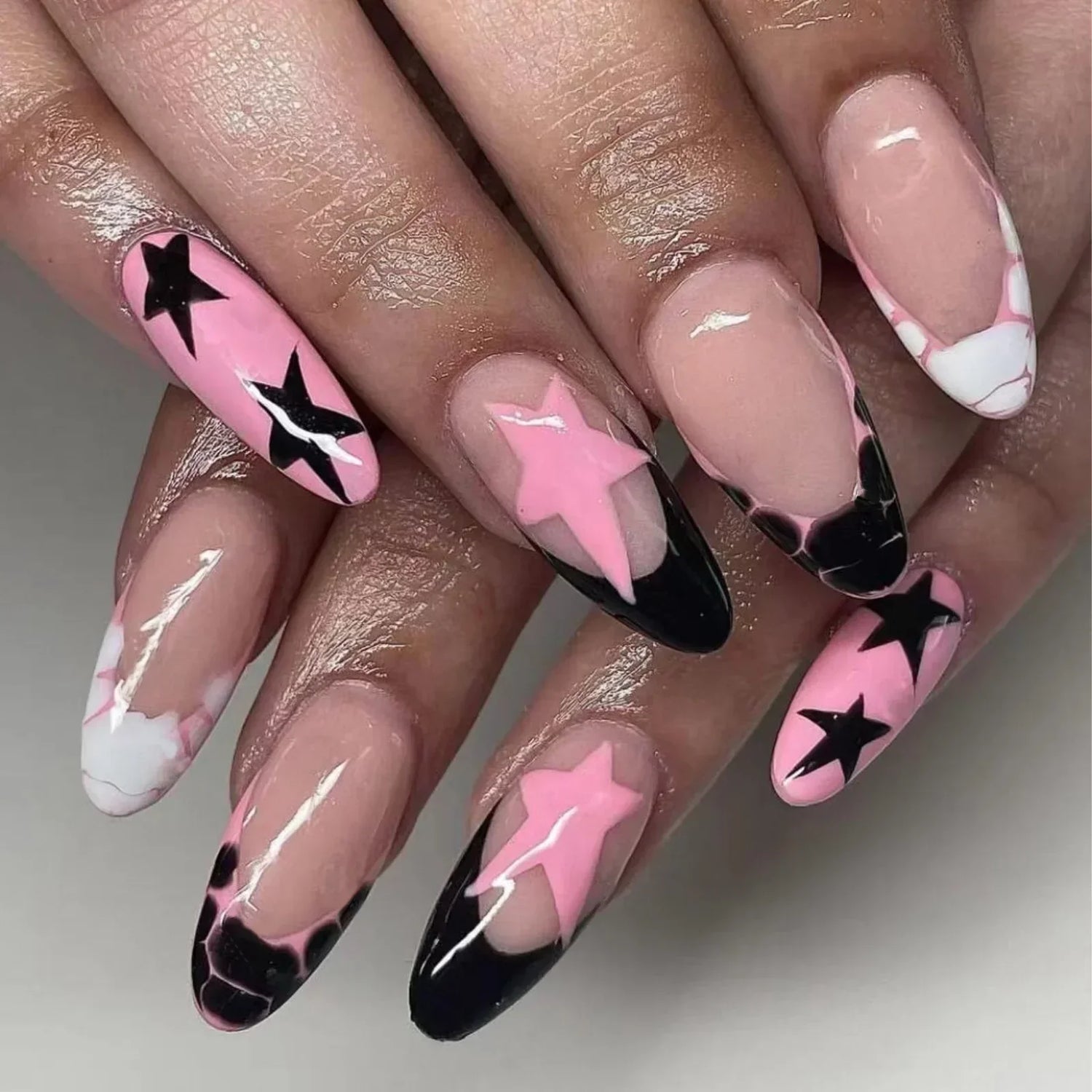 (Pack of 24) /box Fake French y2k Nails Press On Long Stiletto Almond Shape Wearable False Nails With Stars Designs Full Cover Nail Tips