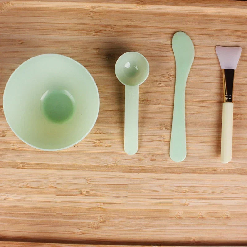 (Pack of 4) Silicone Facial Makeup Brushes with Face Mask Mixing Bowl Set Cosmetic Spatula Beauty Skin Care Full Kit Tools Candy Color