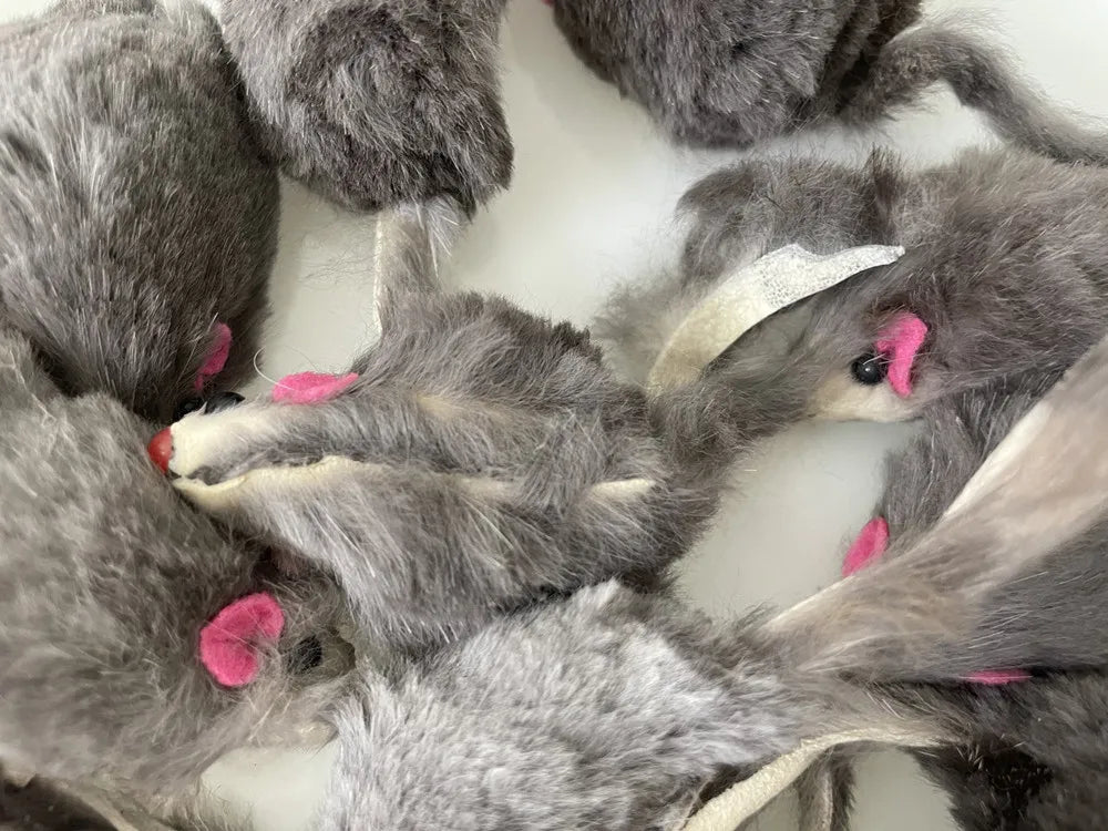 (Pack of 15) /lot 0.35/pc pet kitten playing toys real rabbit fur mouse with sound for cat toy