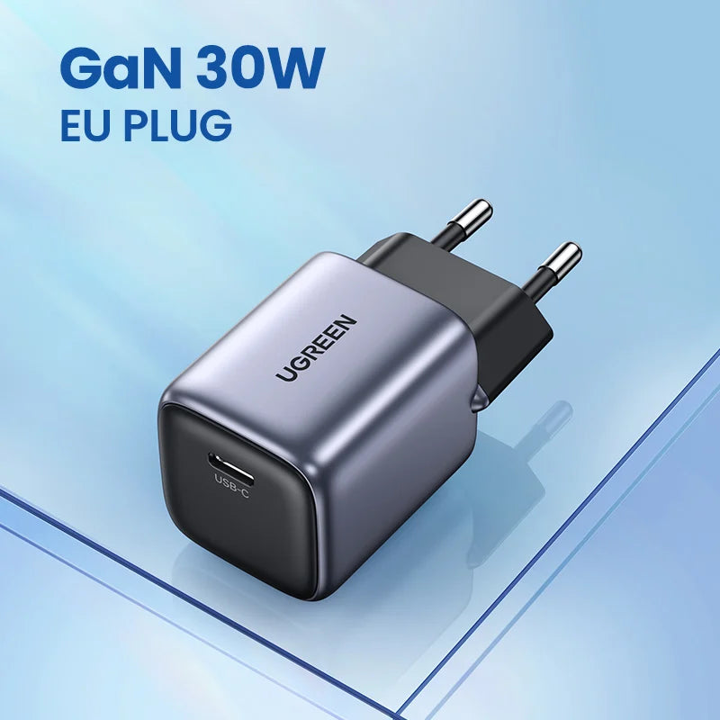 UGREEN GaN 30W Fast Charger for iPhone 15 14 13 PD3.0 Charger for iPad Pro samsung Xiaomi Type C Mobile Phone Charger