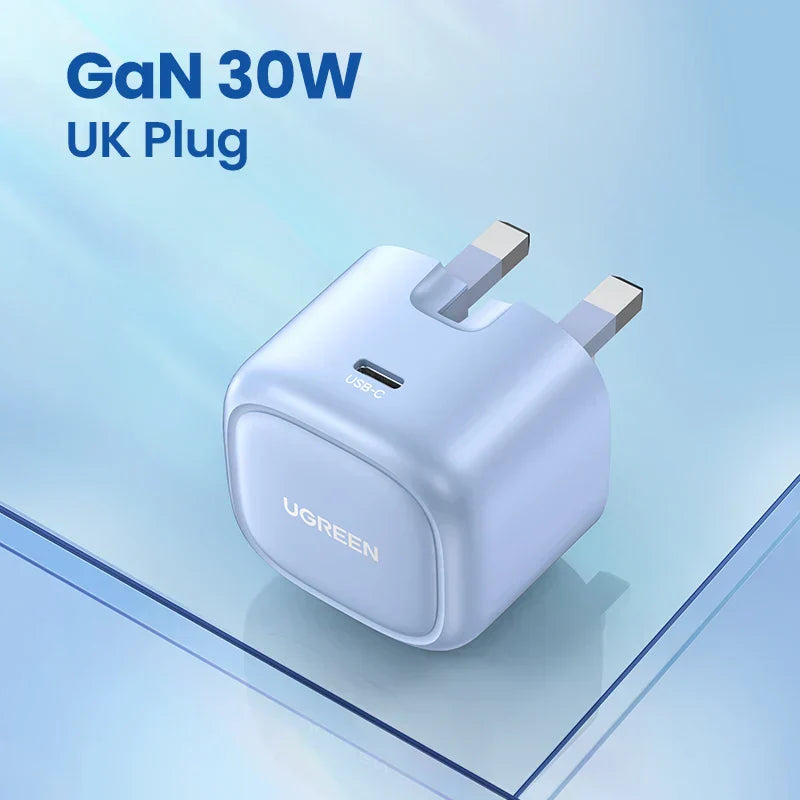UGREEN GaN 30W Fast Charger for iPhone 15 14 13 PD3.0 Charger for iPad Pro samsung Xiaomi Type C Mobile Phone Charger