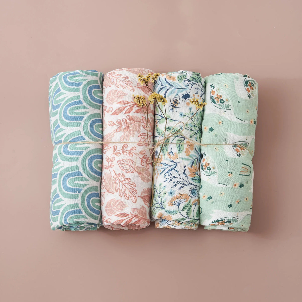 (Pack of 4) Elinfant Rainbow Color 100% Cotton Gift Set Popular Muslin Swaddle Blankets Bamboo Cotton Newborn Baby Bath Towel Wrap